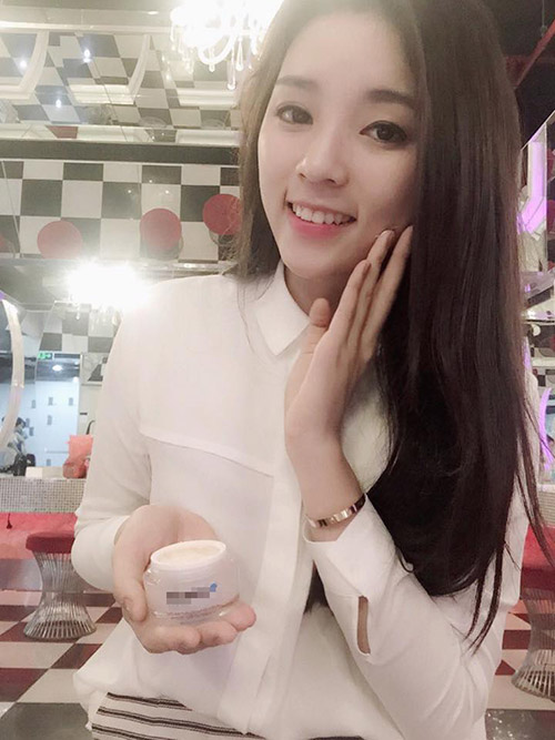 hoa hau ky duyen khoe mat thon gon "bat thuong" - 1