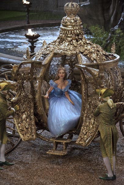 ngat ngay voi trang phuc trong phim "cinderella" - 2
