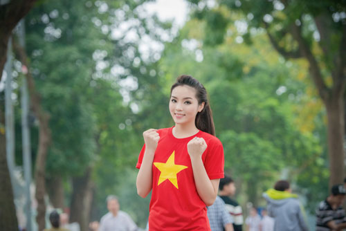 ky duyen xinh dep rang ngoi trong ngay chay vi suc khoe - 2