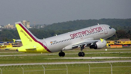co pho airbus a320 da nhieu lan co y dinh tu tu - 4