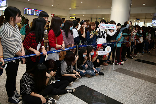 fan viet vo oa khi exo, apink, sistar xuat hien - 33