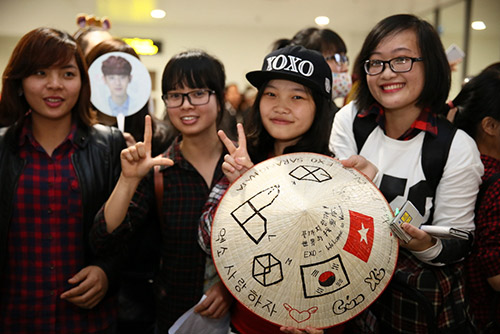 fan viet vo oa khi exo, apink, sistar xuat hien - 40