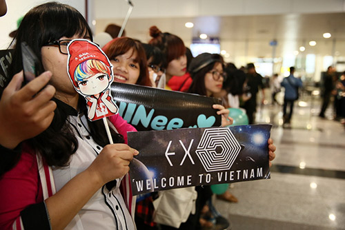 fan viet vo oa khi exo, apink, sistar xuat hien - 37