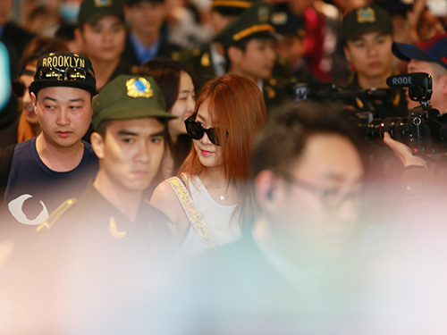 fan viet vo oa khi exo, apink, sistar xuat hien - 23