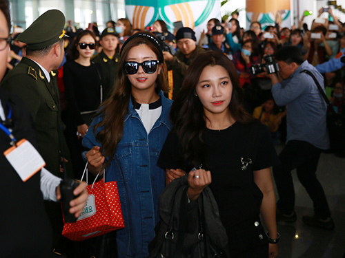 fan viet vo oa khi exo, apink, sistar xuat hien - 20