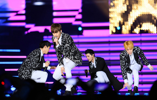 exo "don tim" khan gia viet bang "nguoi ay" - 14
