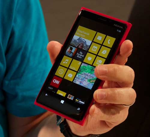 microsoft sap nang cap windows 10 cho hang loat smartphone lumia - 1