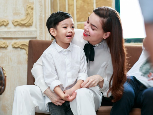 ho ngoc ha dua subeo di du su kien - 1