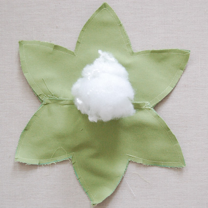 Tự làm gối quả dâu siêu 'cute' - 19