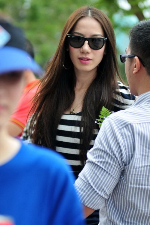 Sao Việt và xu hướng thời trang hè 2011 - 2