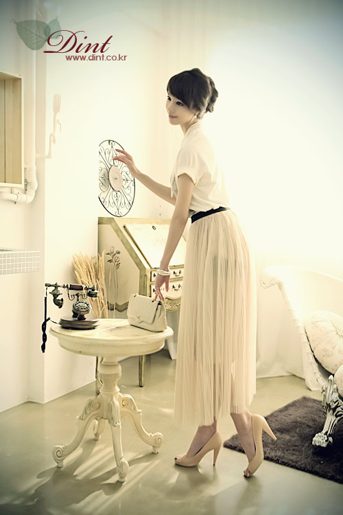 Đón hè cùng chân váy dài xòe bồng - 19