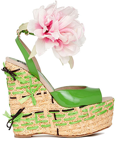 Sôi động cùng giày đế xuồng của D&G - 3