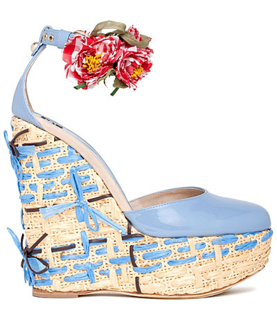Sôi động cùng giày đế xuồng của D&G - 4