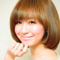 Trẻ hóa nhờ trang điểm