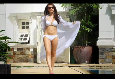 Sao Việt đẹp và xấu cùng bikini - 25