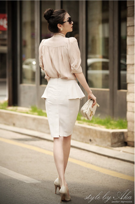 Mẫu chân váy cách điệu cho nàng công sở - 7