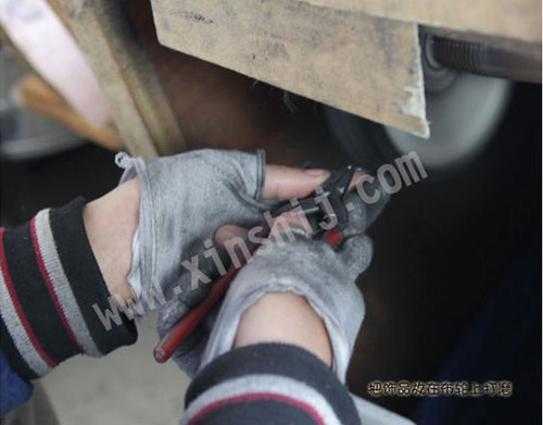 Một đôi khuyên tai 50k được làm như thế nào? - 15