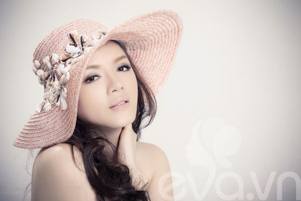 Những bức ảnh đẹp tiền tỷ của Lý Nhã Kỳ (1) - 2