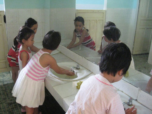 Biểu hiện, cách ngăn ngừa bệnh tay chân miệng - 1