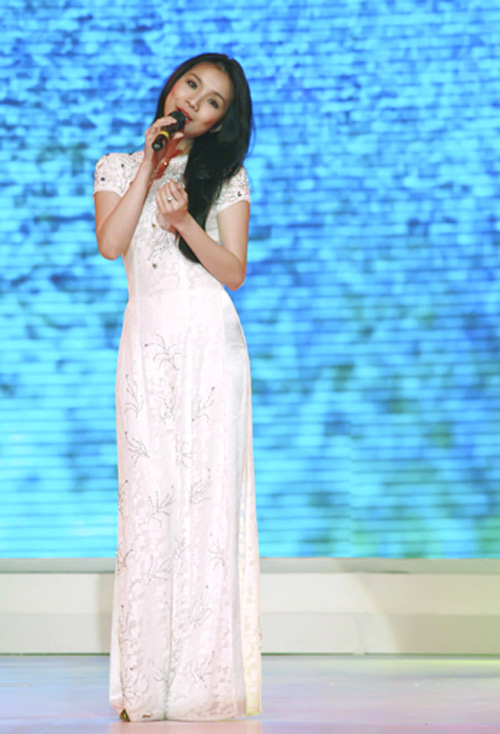Kiểu tóc xinh của hè 2012 - 4