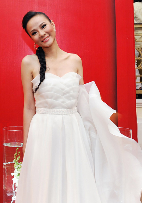 Kiểu tóc xinh của hè 2012 - 69