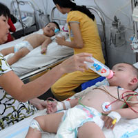 Bệnh tay chân miệng trong trường học tăng cao