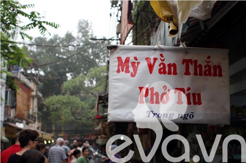 Tìm lại quán phở tíu Hàng Bè ngày xưa - 1