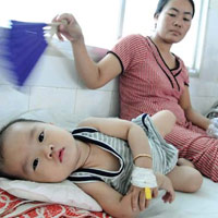 Tìm cách giảm tử vong do tay chân miệng