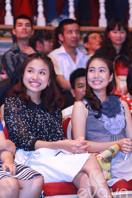 MC Vân Hugo: Vắng chồng vẫn vui - 1