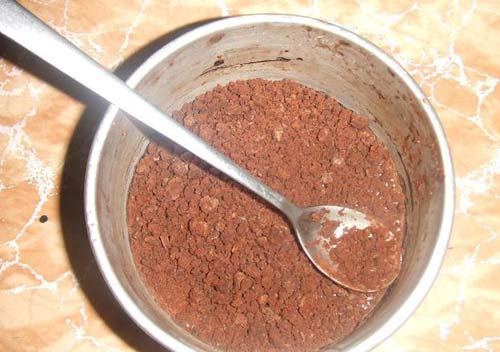 Mách bạn cách phủ socola lên bánh kem - 1
