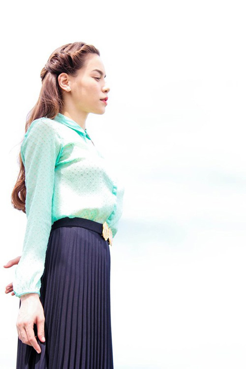 Hồ Ngọc Hà - tín đồ của chân váy dài - 9