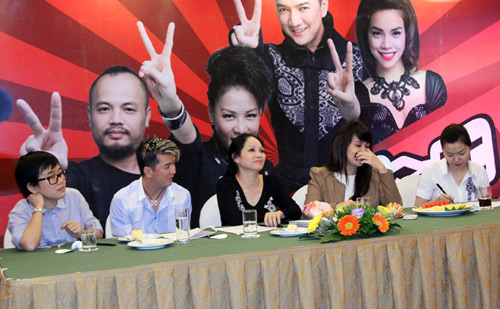 Mr Đàm gặp gỡ các thí sinh The Voice Việt Nam - 2