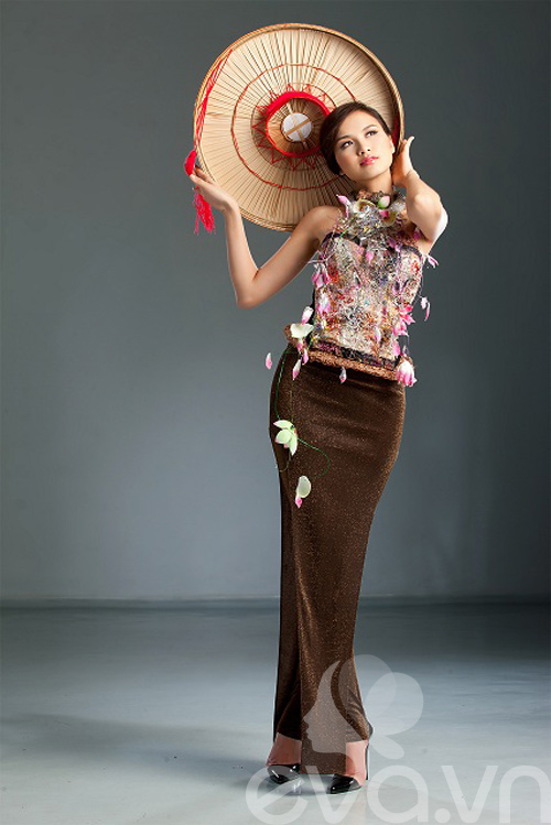 Diễm Hương khoe dáng với voan mỏng manh - 19
