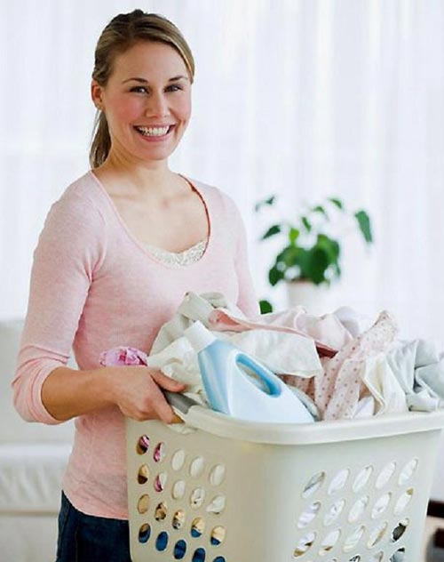 Mẹo dùng nước tẩy mà vẫn giữ màu quần áo - 1