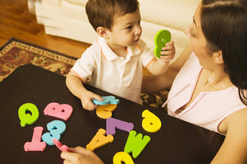 Bật mí cách dạy con tự lập từ trong nôi - 1