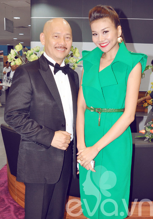 Thanh Hằng nổi bật bên Dương Thùy Linh - 9