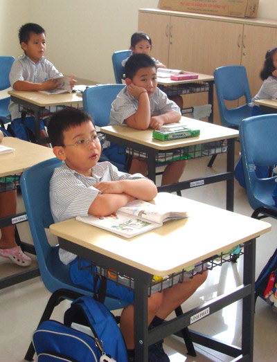 Mẹ 'ủ mưu' cho con vào lớp 1 - 1