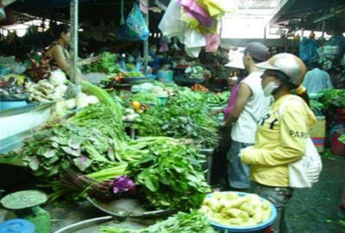 Xăng tăng trước, giá xe ôm, thực phẩm 'lao' theo - 1