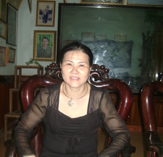 Mẹ Công Vinh muốn Thủy Tiên sinh con năm Rồng - 1