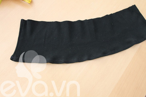 Sửa áo của mẹ thành váy cho bé - 5