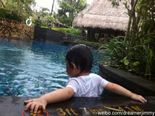 Con trai Lâm Chí Dĩnh càng lớn càng yêu - 9