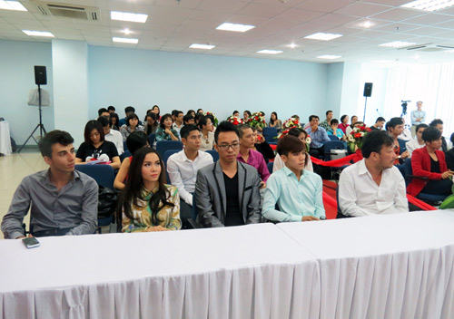 Đoan Trang sẽ ngồi "ghế nóng" cùng ĐD Lê Hoàng - 5
