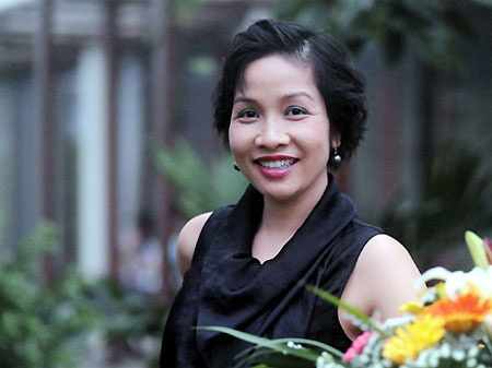 Mỹ Linh: Mẹ không thể sống thay con - 1