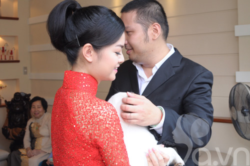 Phạm Quỳnh Anh mãn nguyện trong lễ ăn hỏi - 13