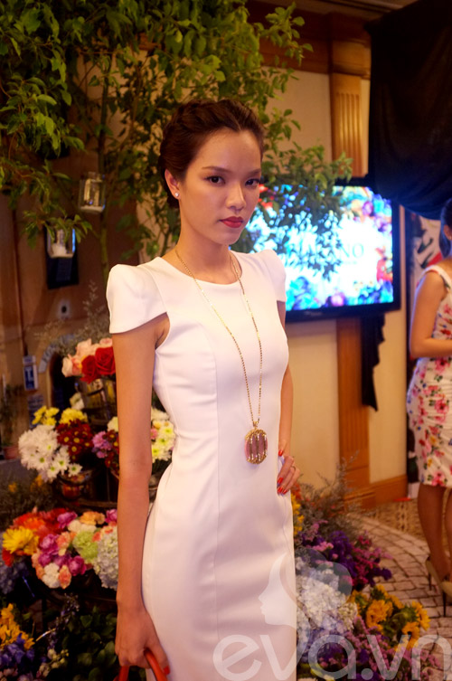 Phùng Ngọc Yến: 'Da đẹp nhờ ăn nhiều nho tươi' - 2