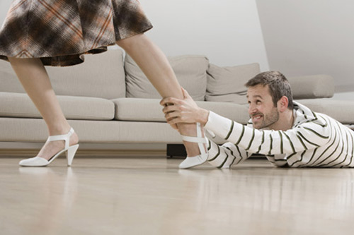 Để không là “đỉa đói” trong quan hệ tình cảm - 1