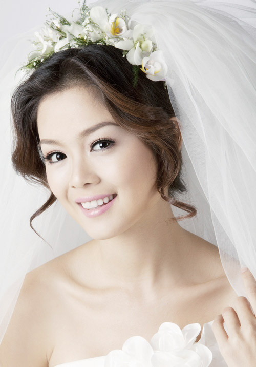 20 kiểu tóc cô dâu học lỏm từ sao - 13