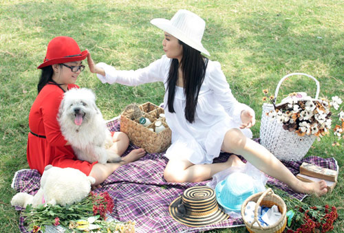 Mẹ con Hiền Thục nhí nhảnh đi... bán sữa - 5