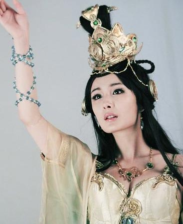 Dương Mịch nóng bỏng trong tạo hình game - 9