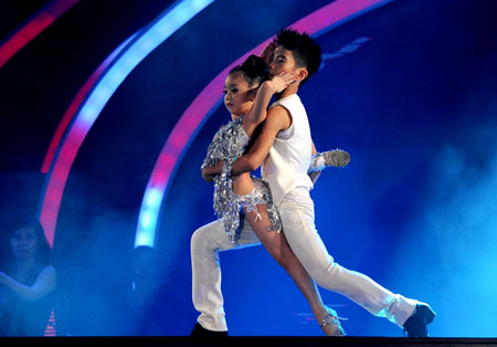 Quán quân Got Talent nói gì về chuyện mua giải? - 2